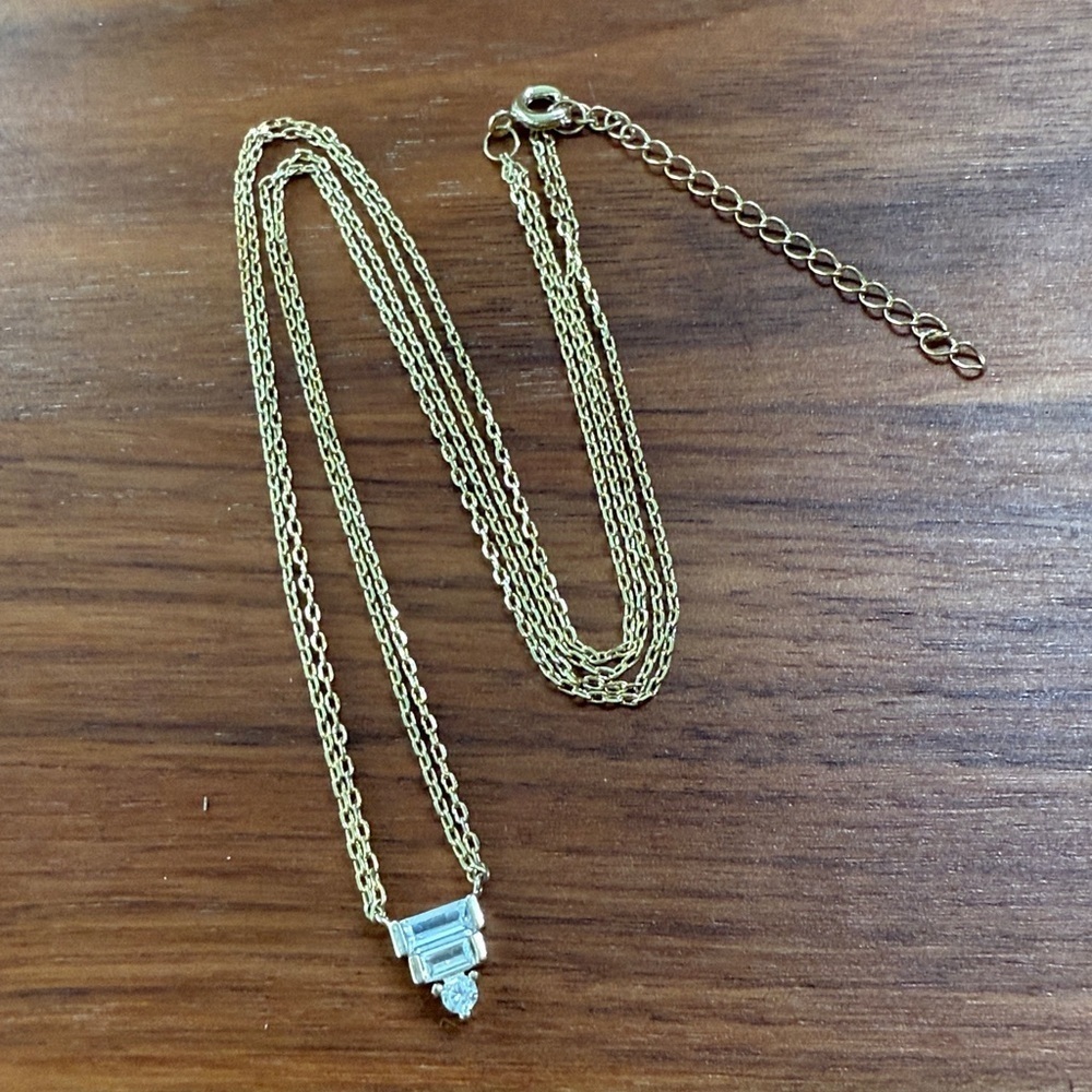 Simple Gold Tone Faux Crystal Sparkling Block Abstract Triangle Pndant Necklace